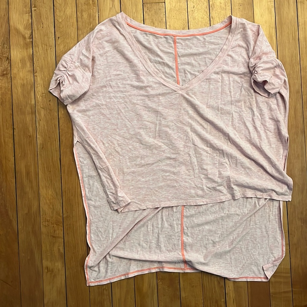 Lululemon size 4 crop tank top pink